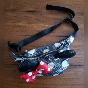 GUC Disney Loungefly Minnie Mouse Sequin Belt Bag